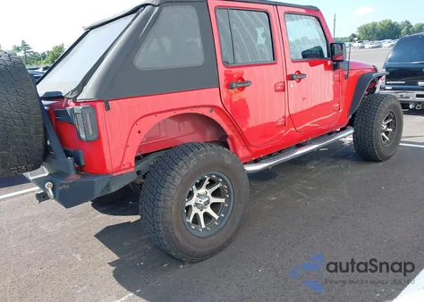 2010 Jeep Wrangler Unlimited Sport из США, поврежденный, VIN 1J4BA3H12AL106576